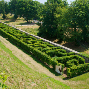 Labyrinthe végétal pour les enfants